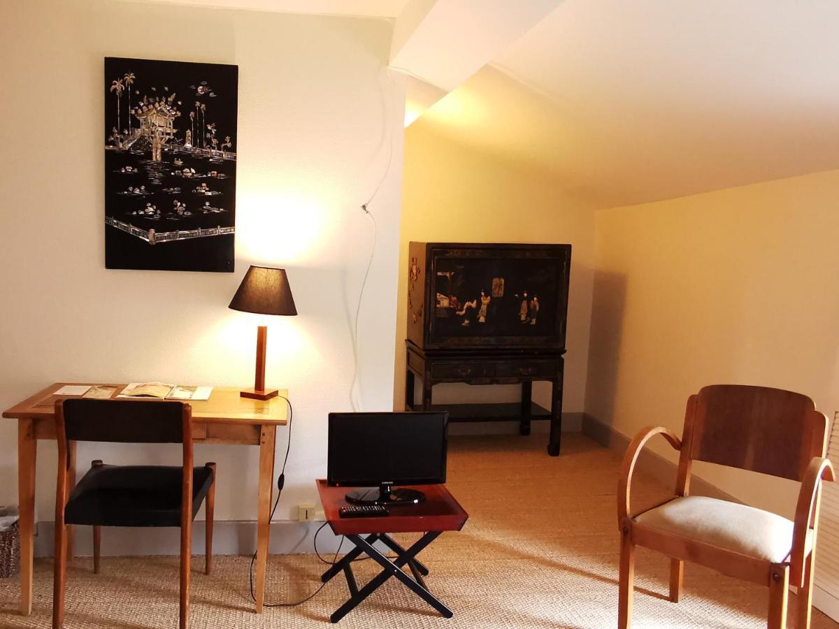 Logis Hotel Restaurant La Barguillere Saint-Pierre-de-Riviere Экстерьер фото
