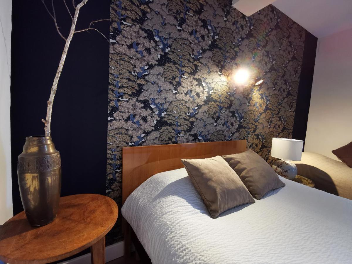 Logis Hotel Restaurant La Barguillere Saint-Pierre-de-Riviere Экстерьер фото