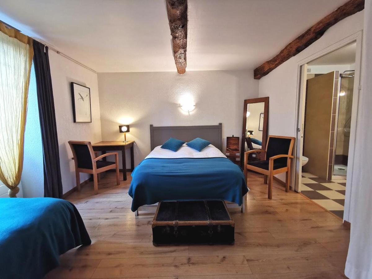 Logis Hotel Restaurant La Barguillere Saint-Pierre-de-Riviere Экстерьер фото